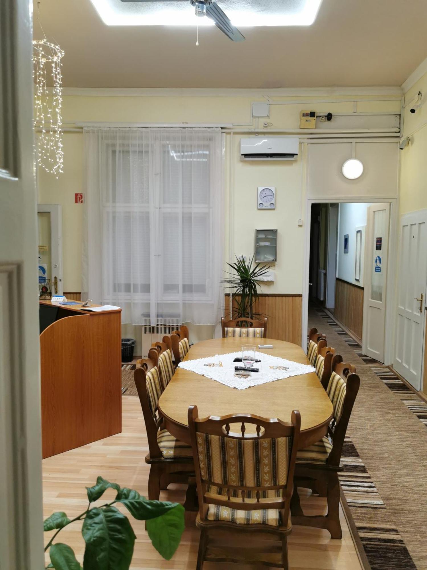 Baross-Hat 5 Сольнок Екстер'єр фото